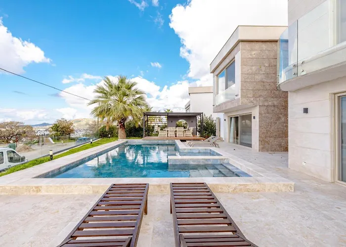 וילה Private Luxury In With Pool, Sauna & Stunning Sea View בודרום