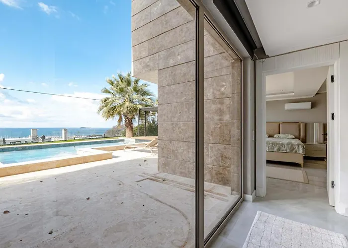 וילה Private Luxury In With Pool, Sauna & Stunning Sea View בודרום