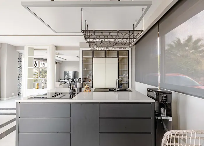 Private Luxury In With Pool, Sauna & Stunning Sea View וילה *
