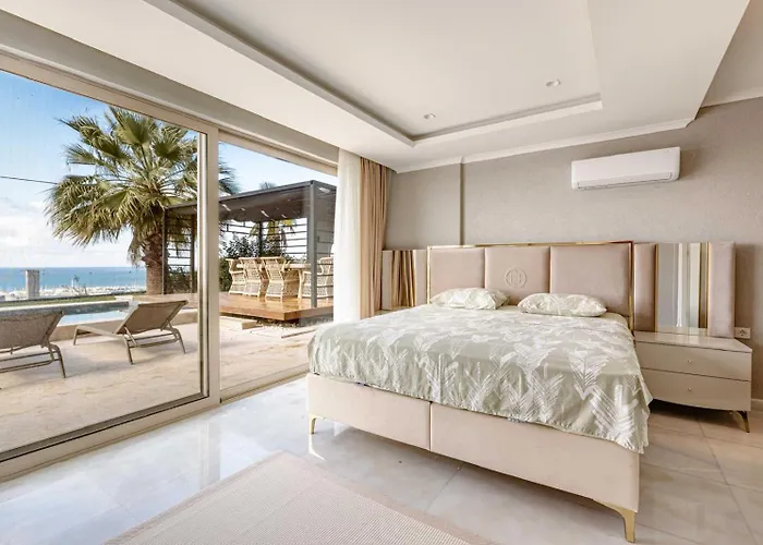 וילה Private Luxury In With Pool, Sauna & Stunning Sea View בודרום