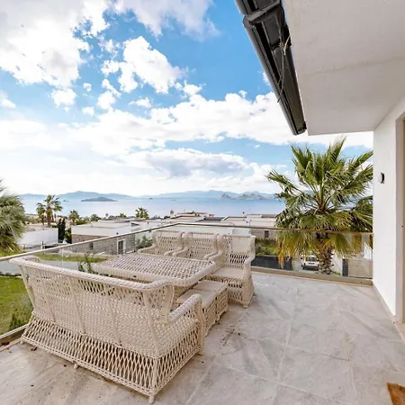 Private Luxury In With Pool, Sauna & Stunning Sea View فيلة بودروم